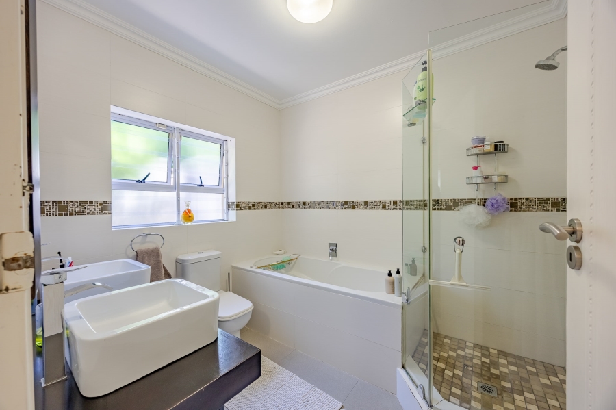 5 Bedroom Property for Sale in Kenilworth Upper Western Cape